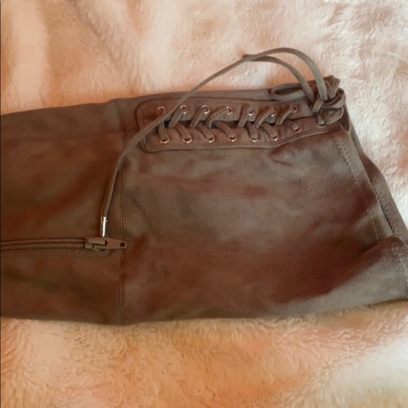 Material girl knee high healed boots grey - Picture 3 of 3